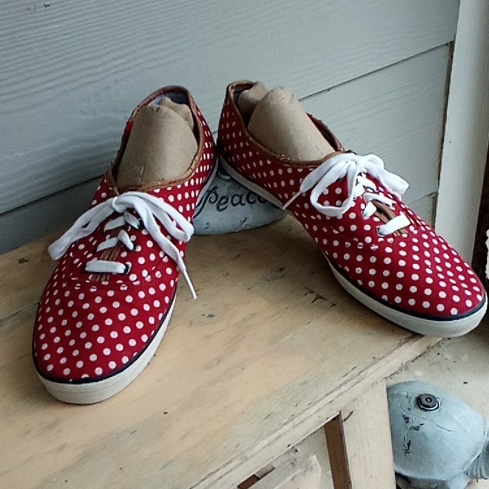 3/$25 Keds Red with White Polka Dots and White Laces Size 9